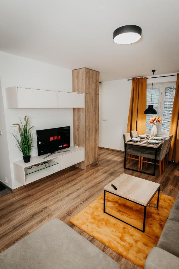 Old Town City Center Apartment 2 - Private Parking Included Kosice Exterior photo